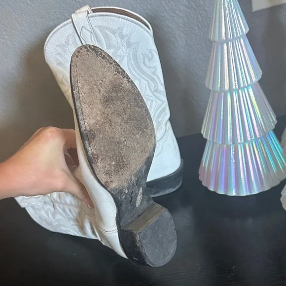 SHYANNE WOMEN'S BLANCA WESTERN BOOTS - ROUND TOE size 8.5 - Picture 3 of 9